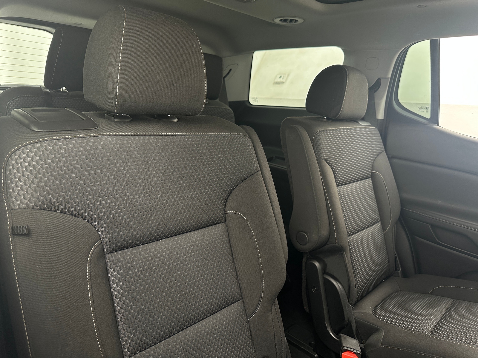 Thumbnail: 2023 GMC Acadia - 6