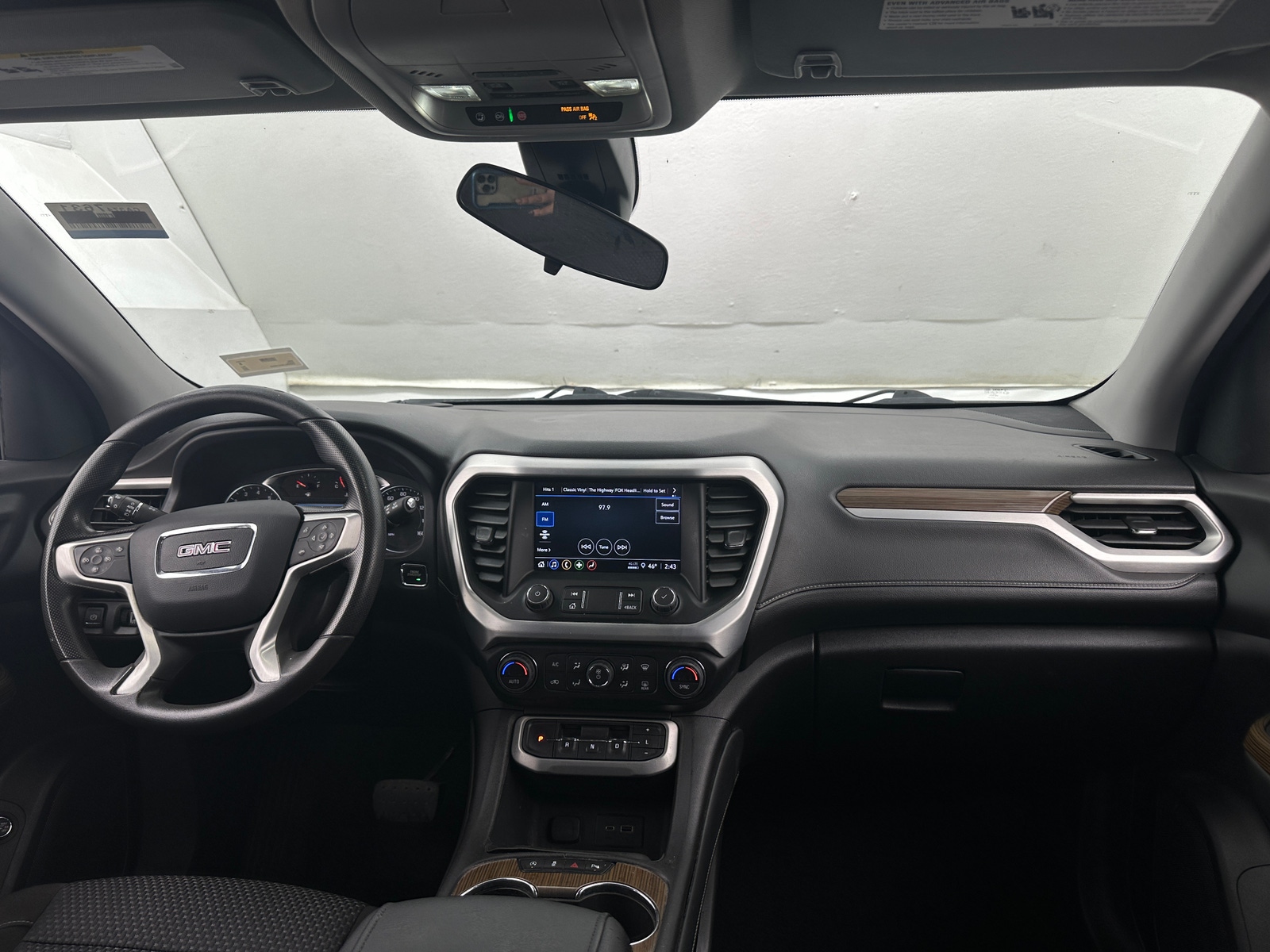 Thumbnail: 2023 GMC Acadia - 3