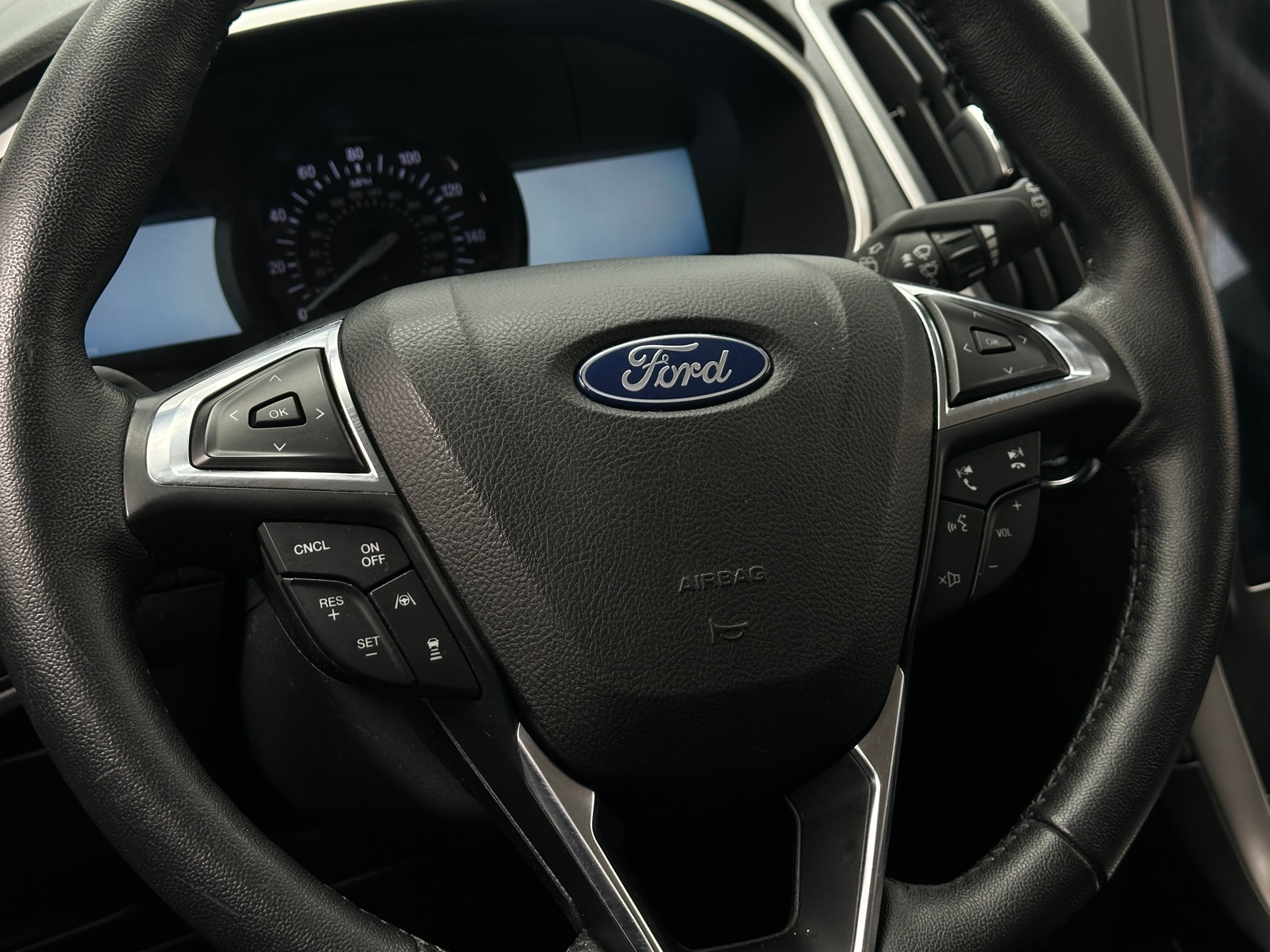 Thumbnail: 2021 Ford Edge - 4