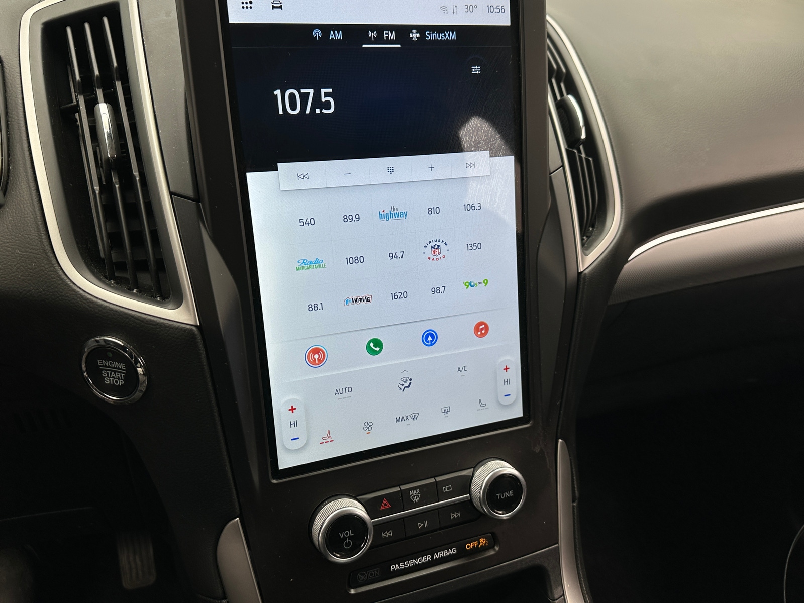 Thumbnail: 2021 Ford Edge - 3