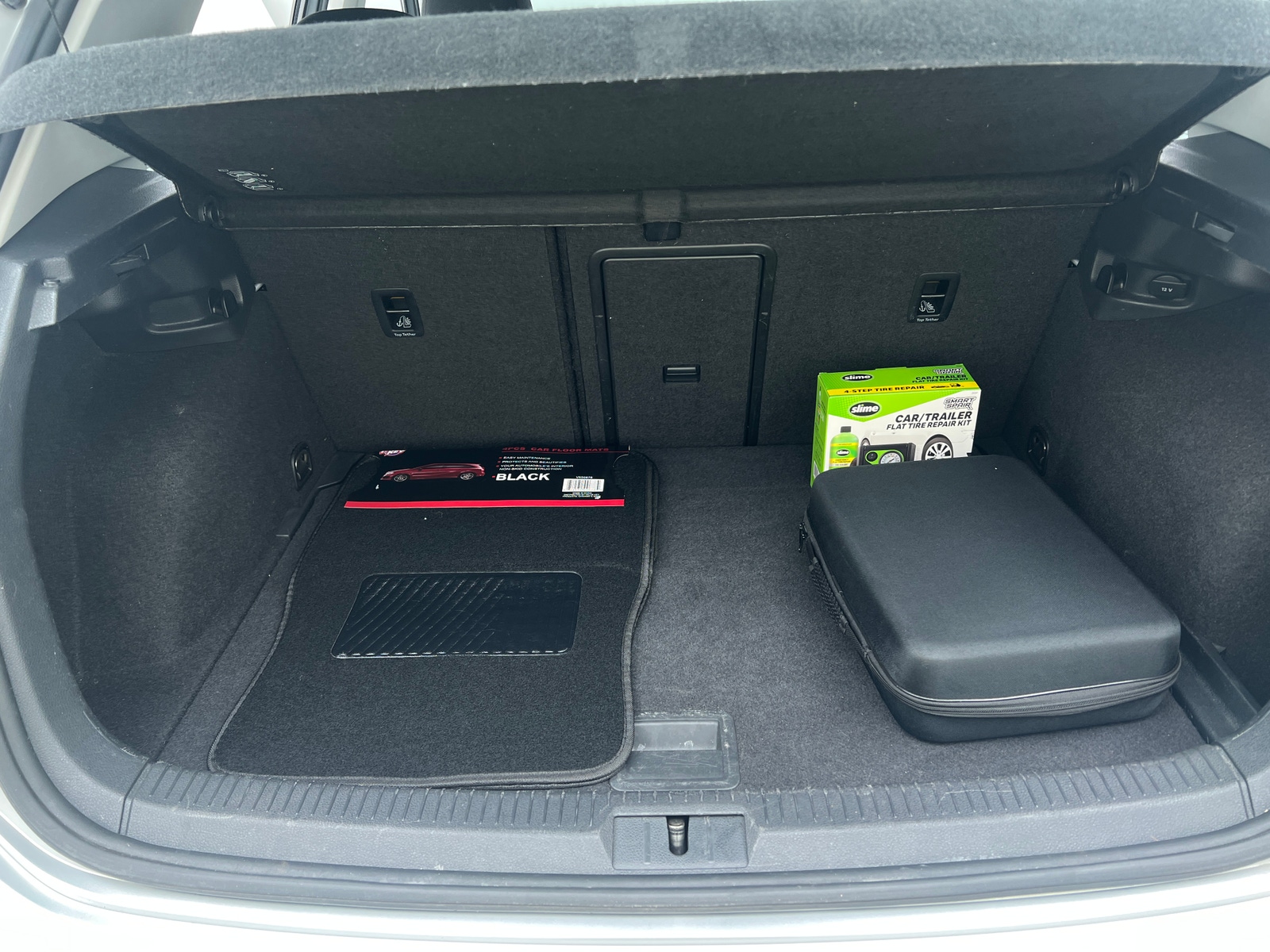 Thumbnail: 2016 Volkswagen e-Golf - 7