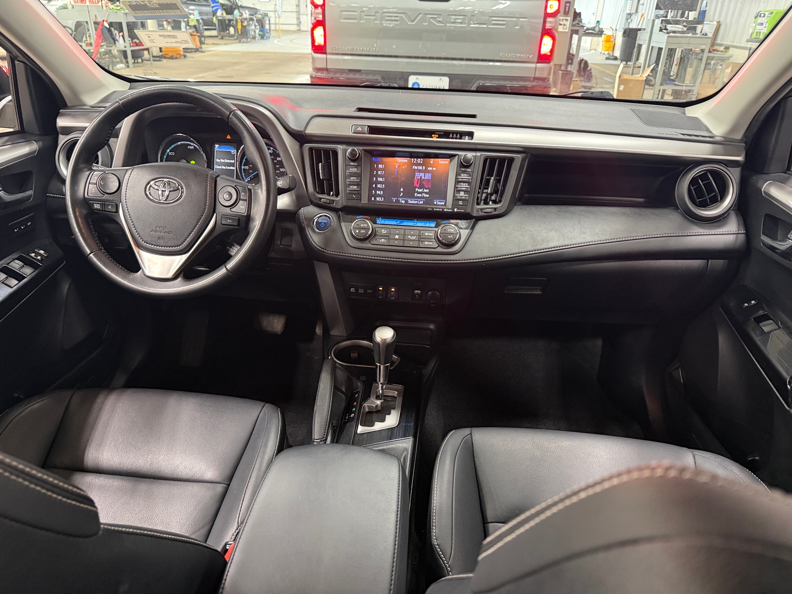 Thumbnail: 2017 Toyota RAV4 - 2