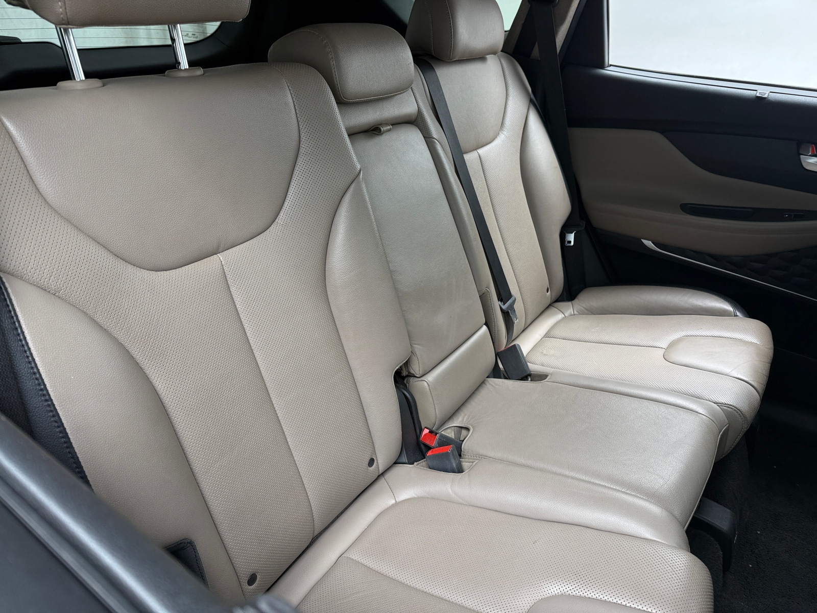 Thumbnail: 2020 Hyundai Santa Fe - 5