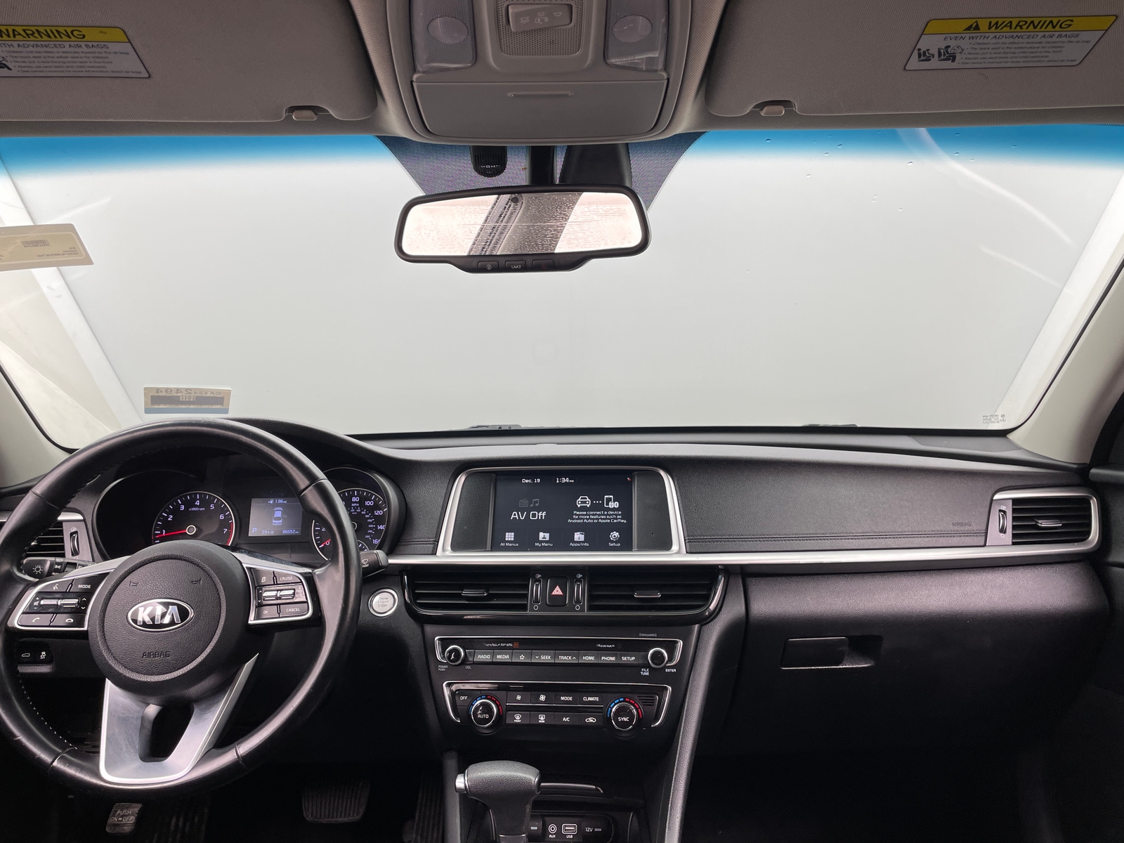 Thumbnail: 2019 Kia Optima - 3