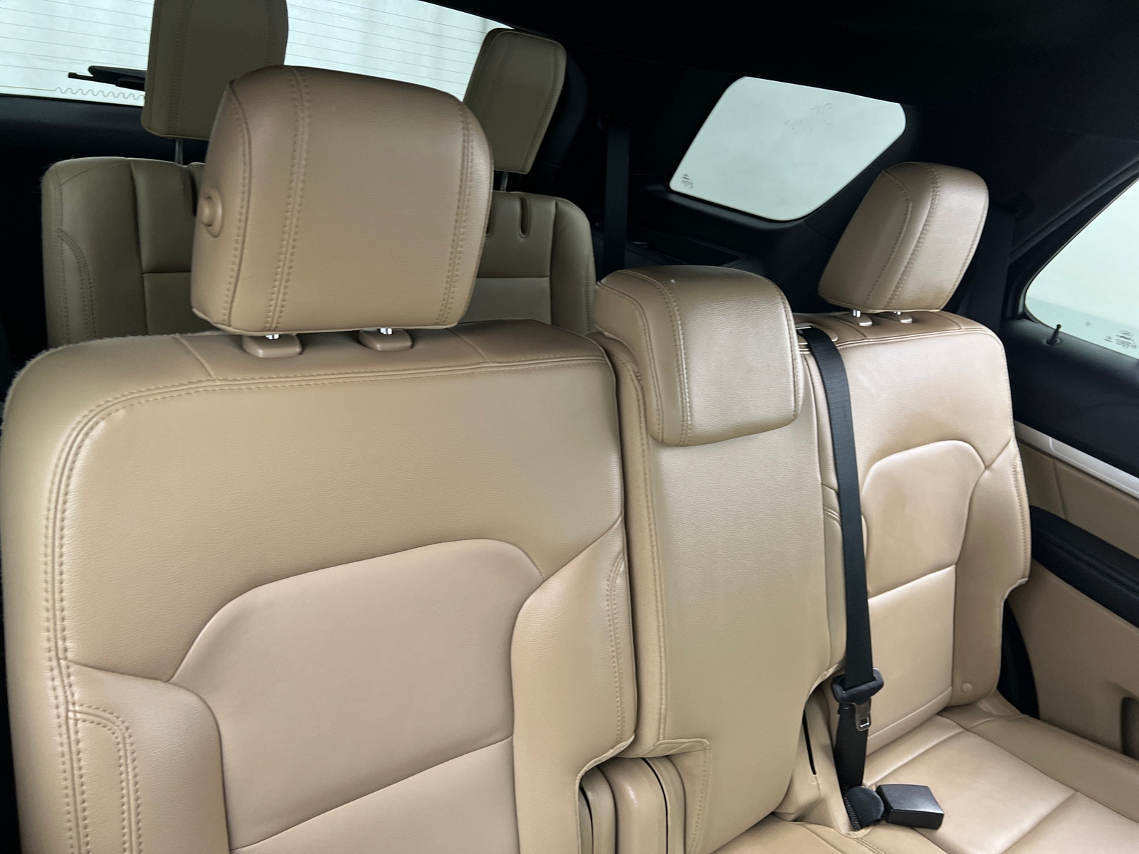 Thumbnail: 2016 Ford Explorer - 5