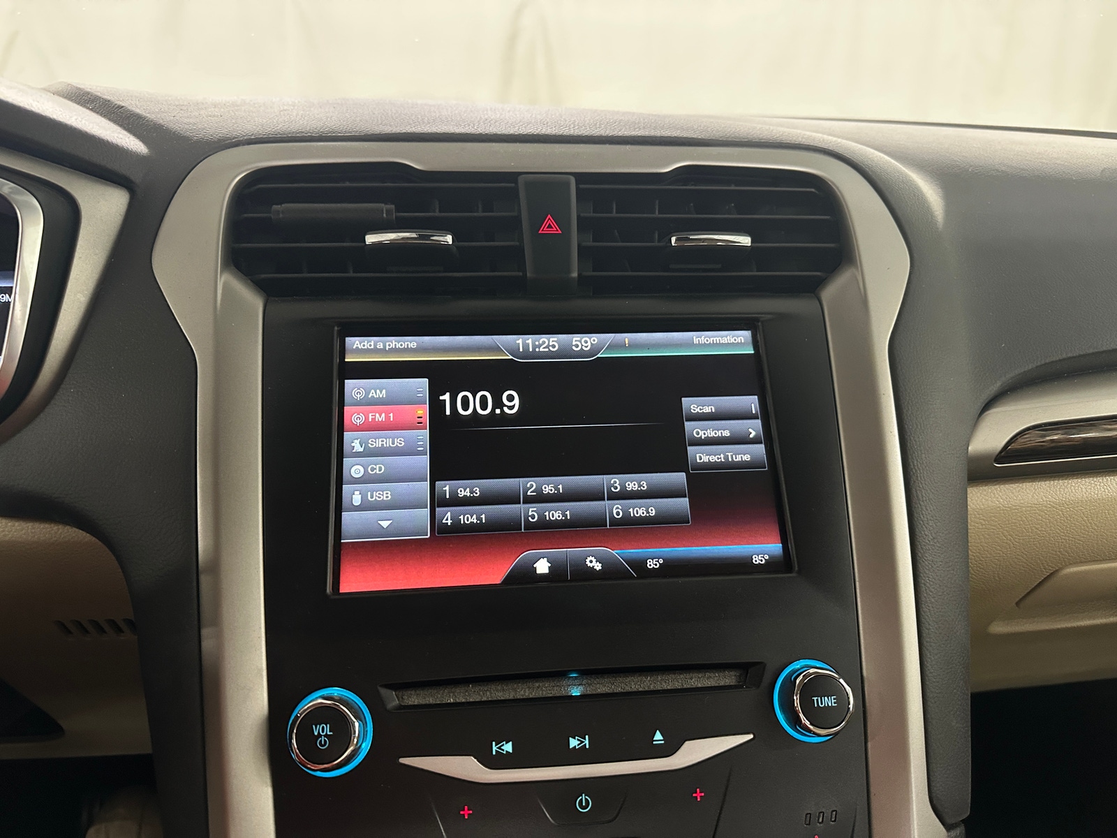 Thumbnail: 2014 Ford Fusion - 3