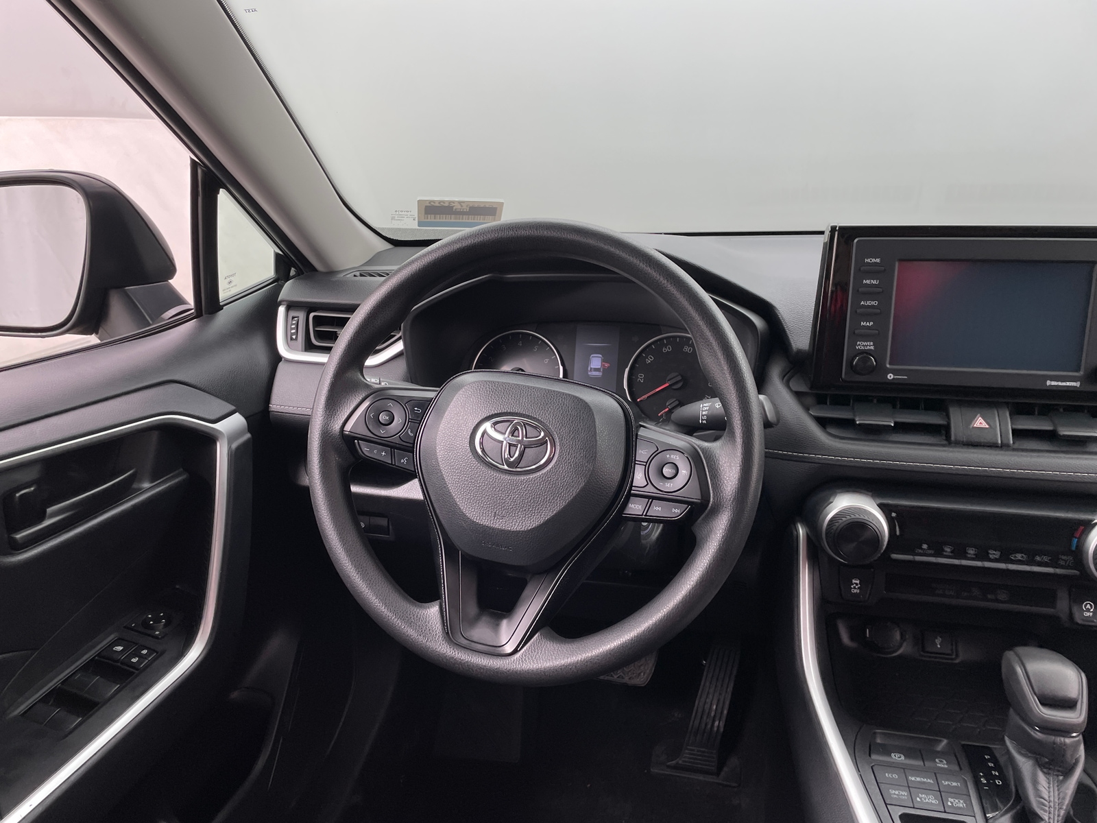 Thumbnail: 2021 Toyota RAV4 - 5