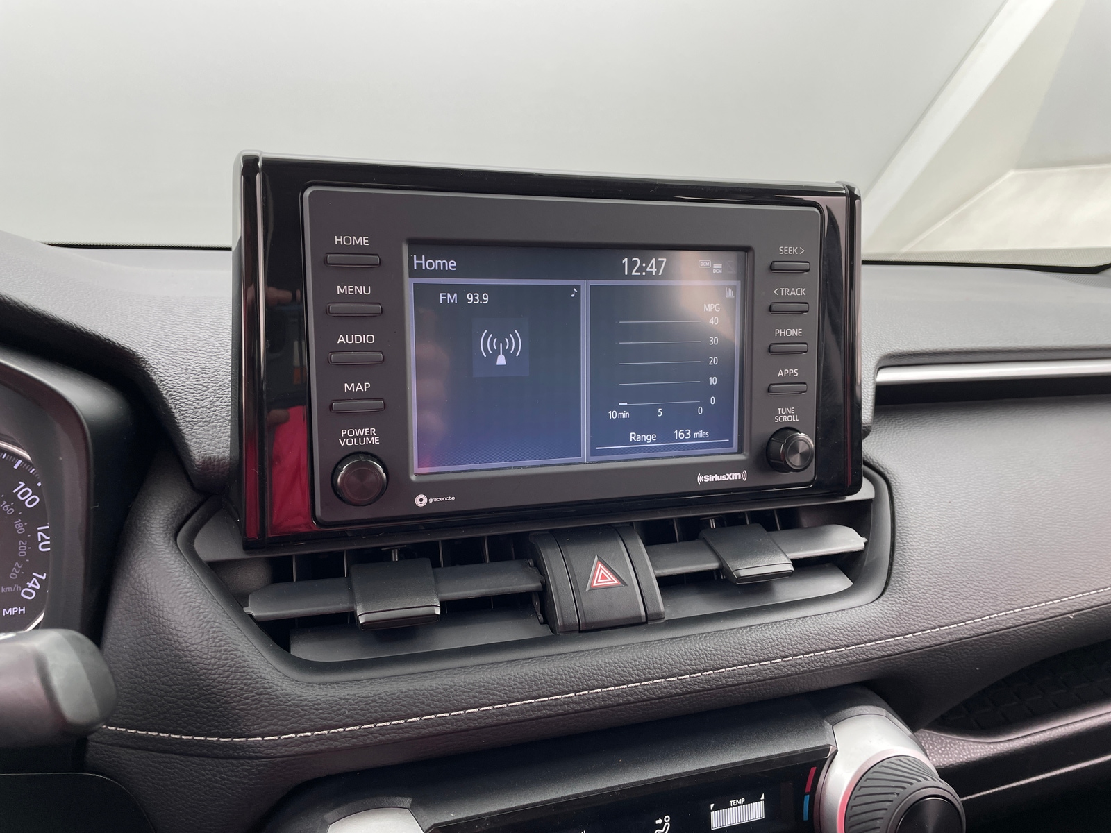 Thumbnail: 2021 Toyota RAV4 - 4