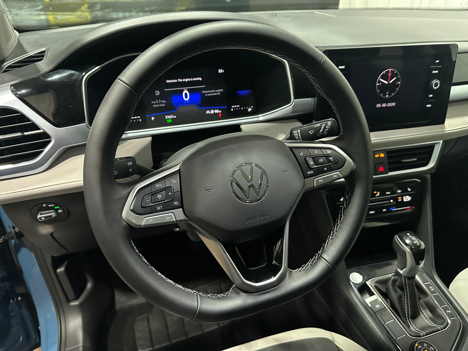 Thumbnail: 2025 Volkswagen Taos - 5