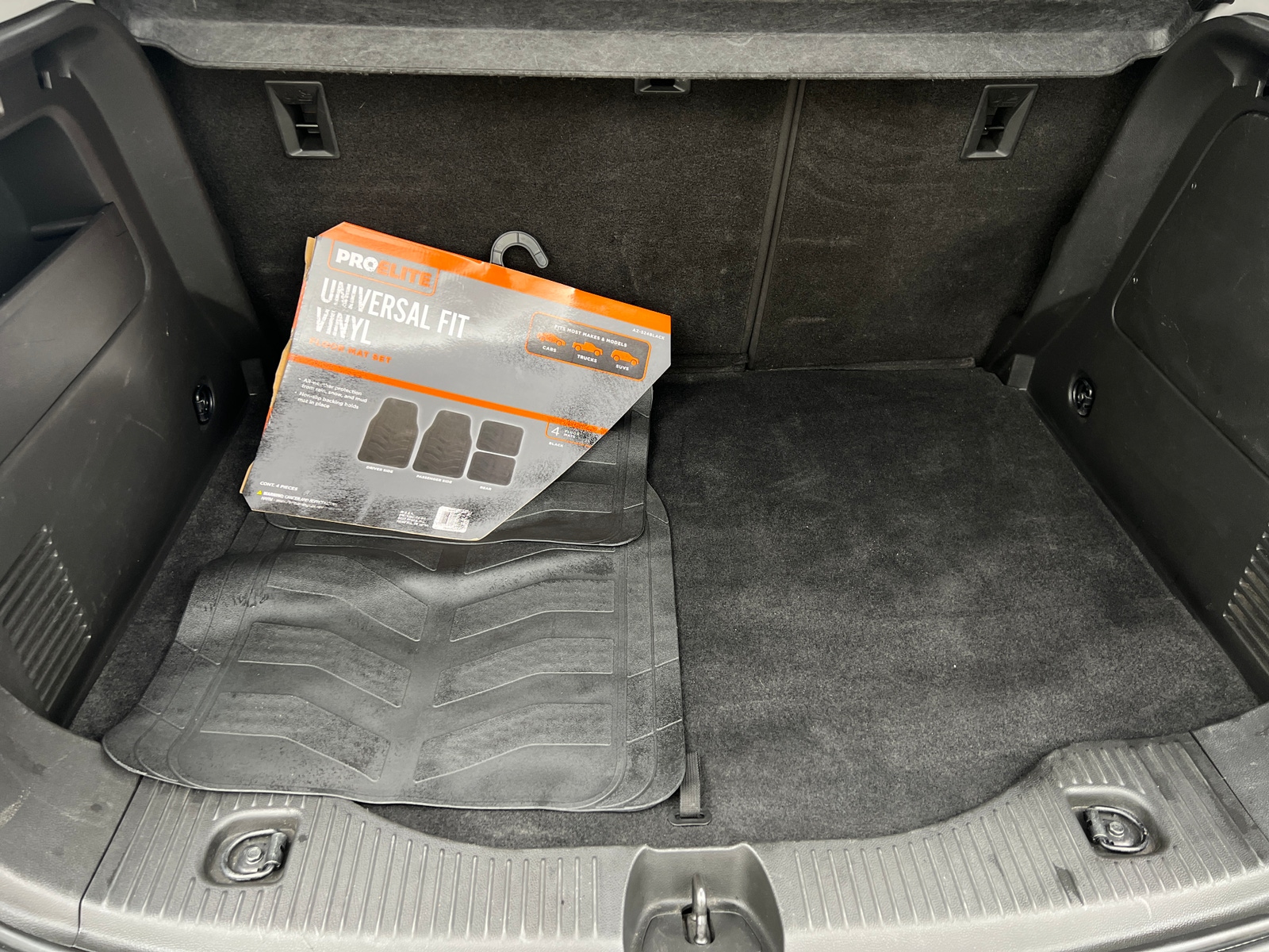 Thumbnail: 2018 Chevrolet Trax - 7