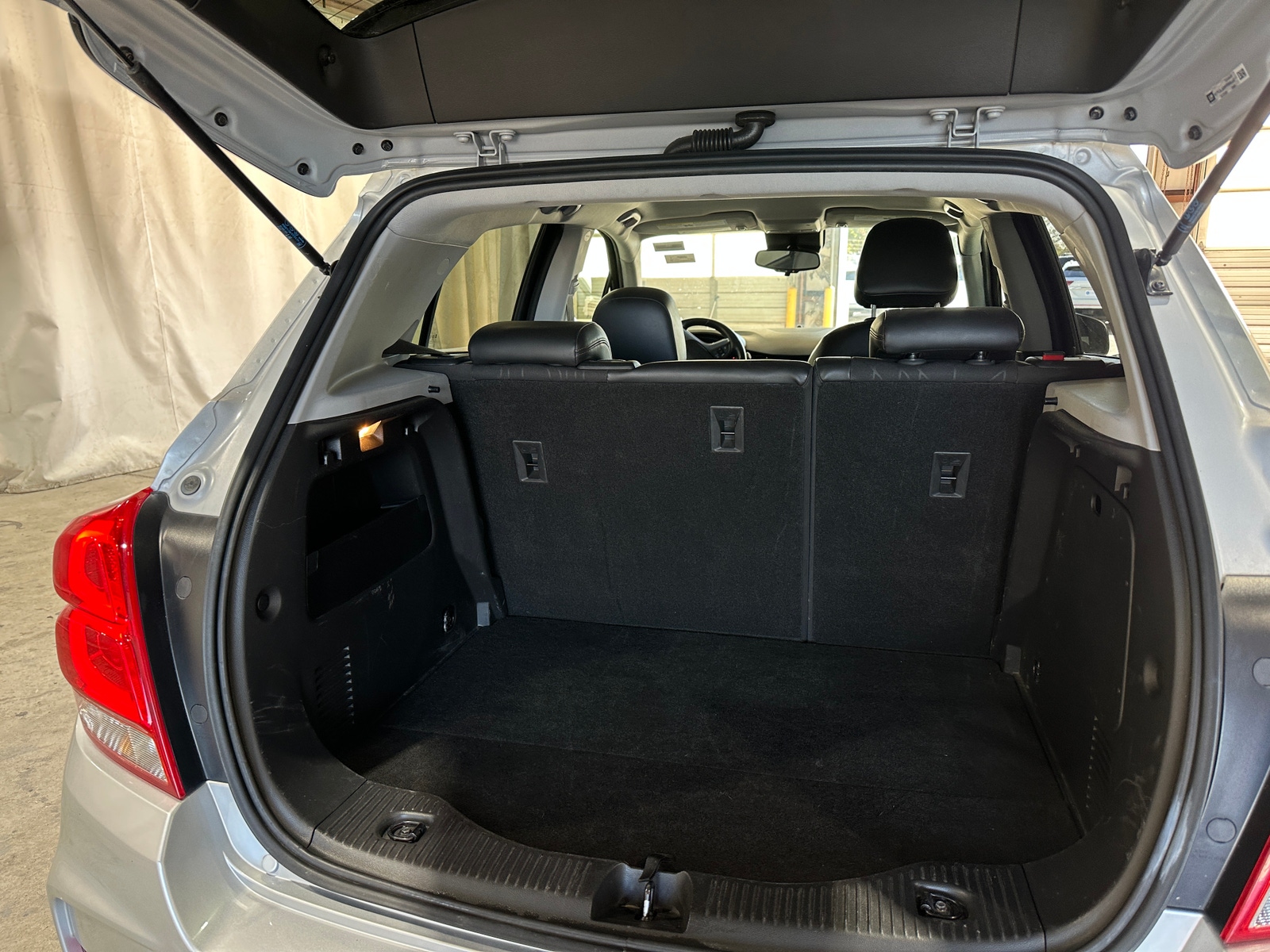 Thumbnail: 2019 Chevrolet Trax - 7