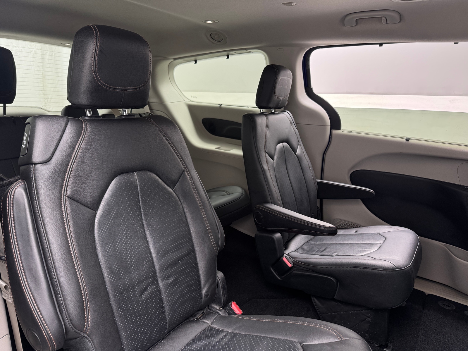 Thumbnail: 2019 Chrysler Pacifica - 5