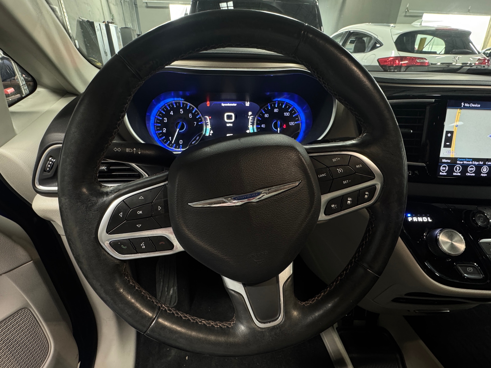 Thumbnail: 2019 Chrysler Pacifica - 4