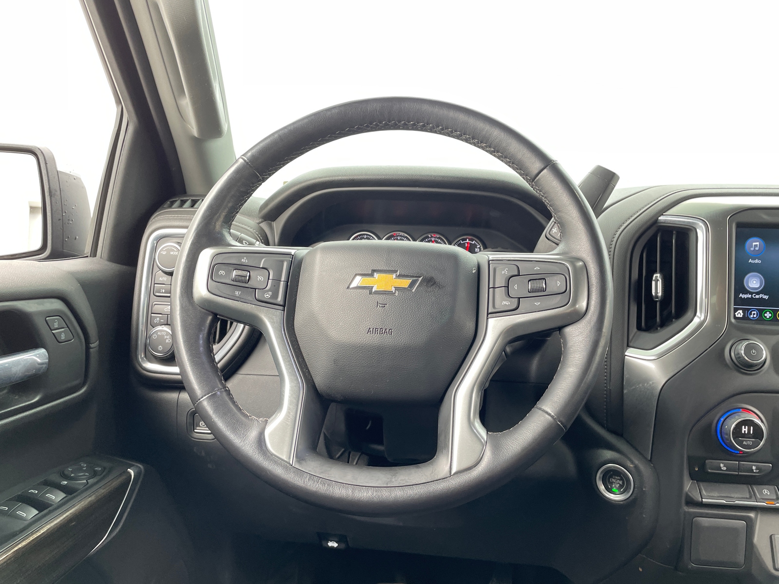 Thumbnail: 2022 Chevrolet Silverado 1500 - 5