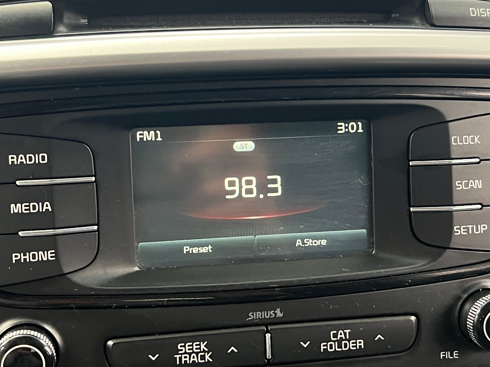 Thumbnail: 2018 Kia Sorento - 4