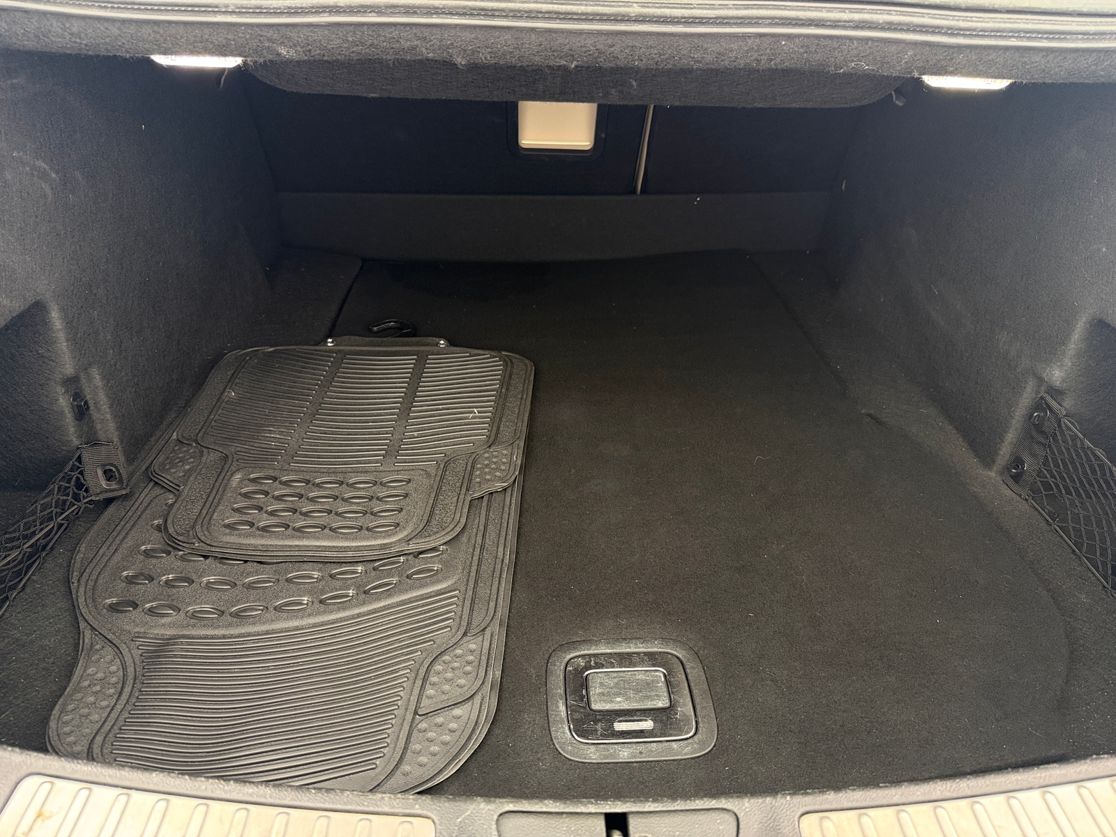 Thumbnail: 2017 Lincoln Continental - 6