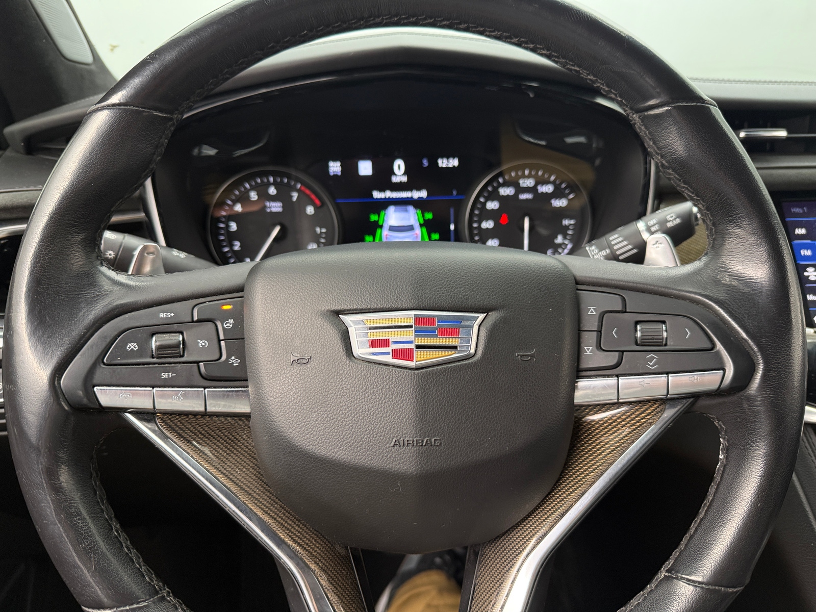 Thumbnail: 2020 Cadillac XT6 - 4