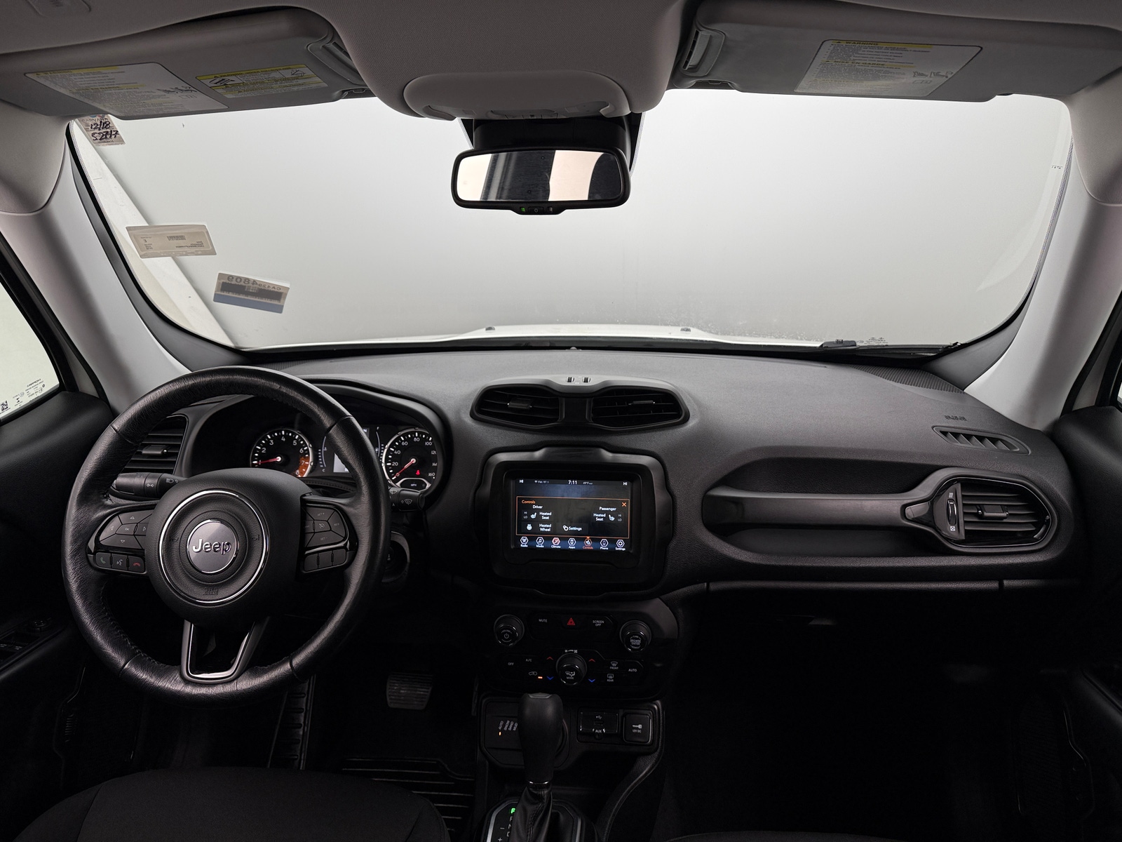 Thumbnail: 2018 Jeep Renegade - 3