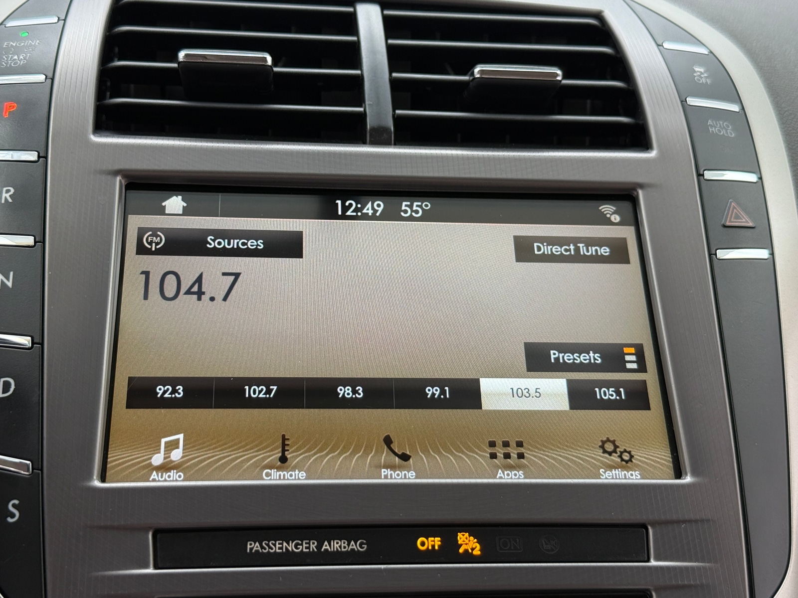 Thumbnail: 2017 Lincoln MKZ - 3