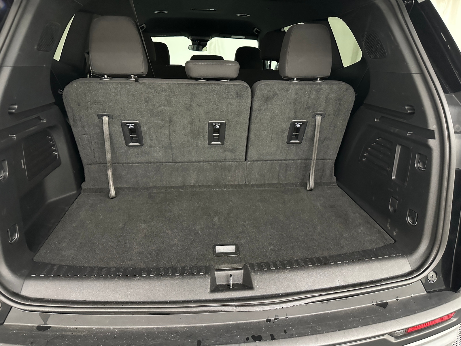 Thumbnail: 2025 GMC Acadia - 7