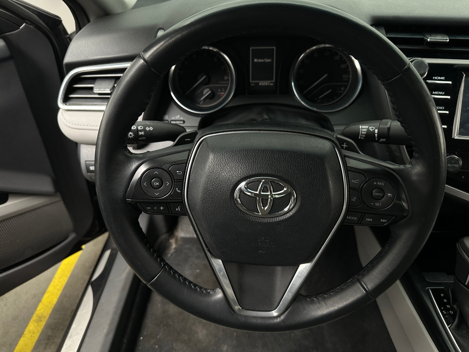 Thumbnail: 2018 Toyota Camry - 4