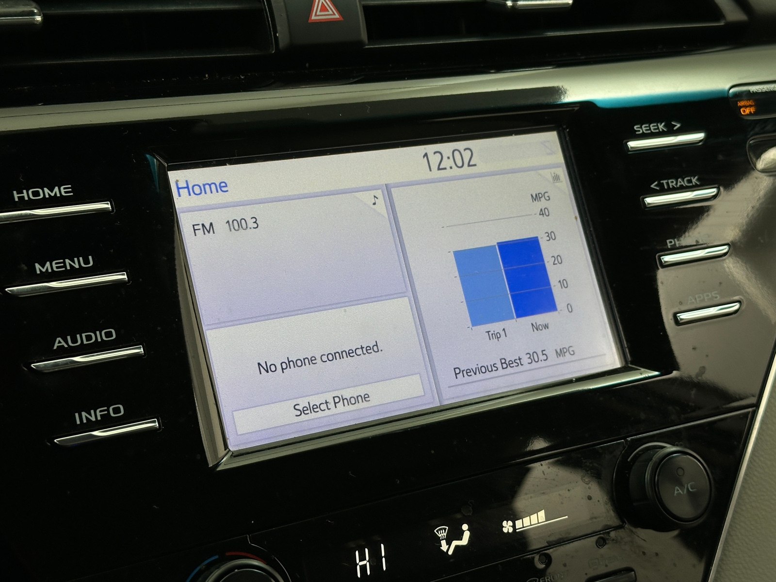 Thumbnail: 2018 Toyota Camry - 3