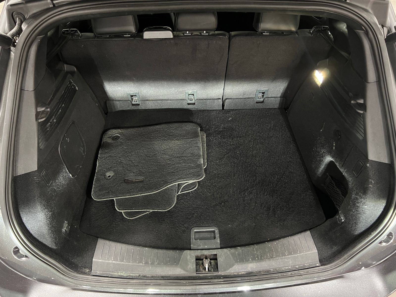 Thumbnail: 2018 Lincoln MKC - 6