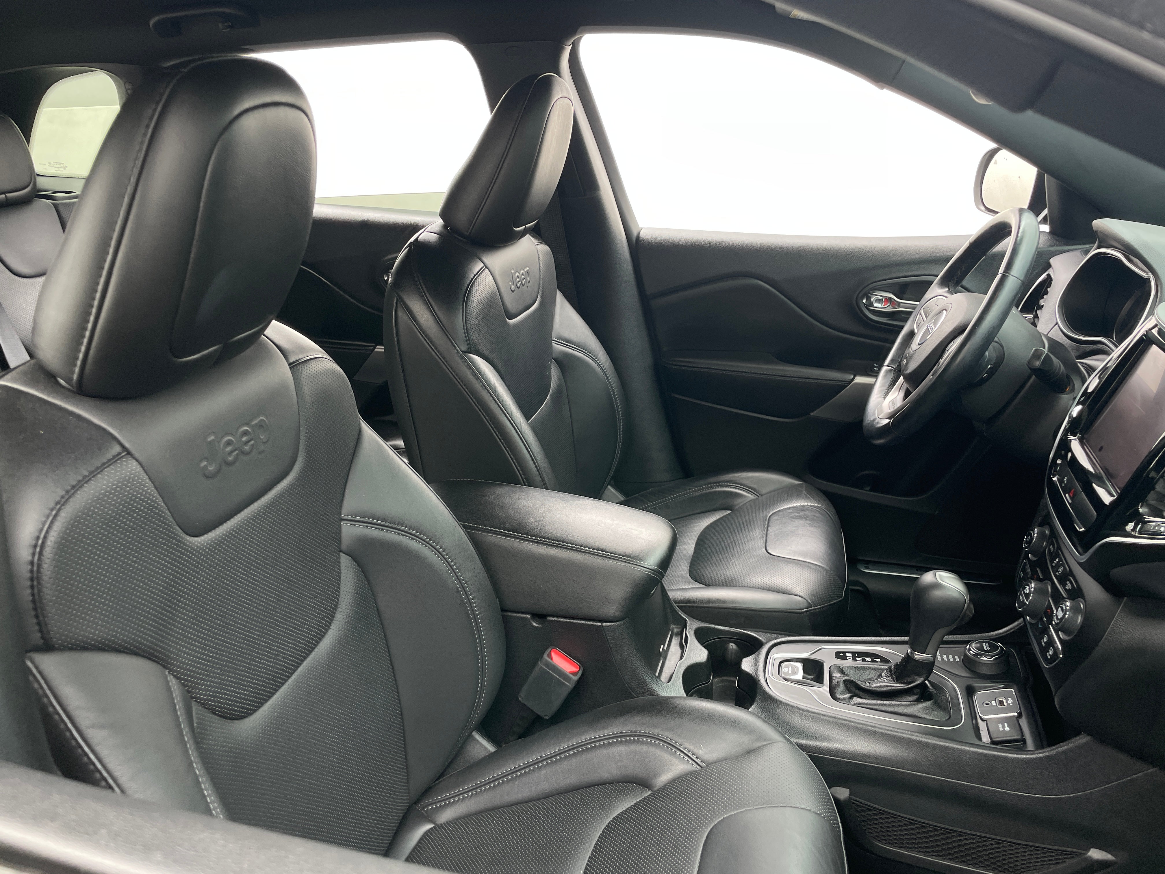 2020 Jeep Cherokee