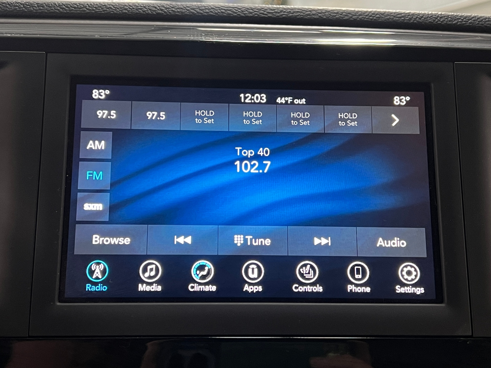 Thumbnail: 2020 Chrysler Pacifica - 3