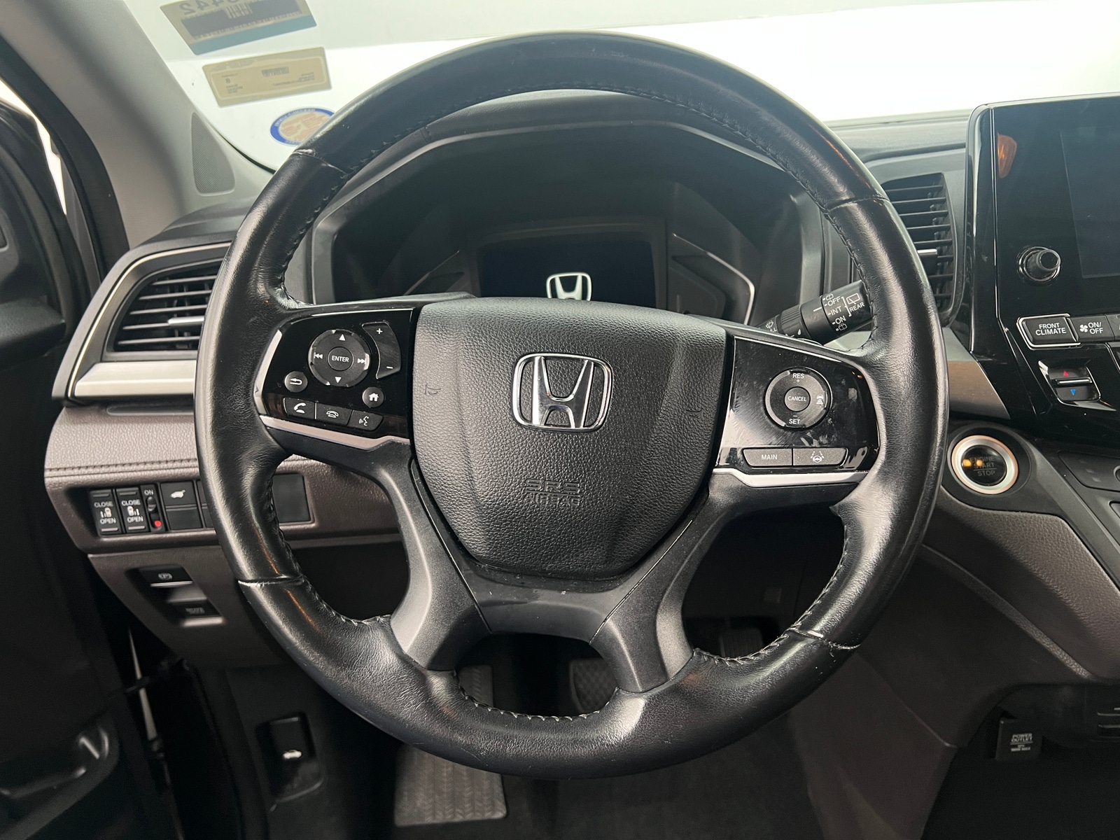 Thumbnail: 2018 Honda Odyssey - 4