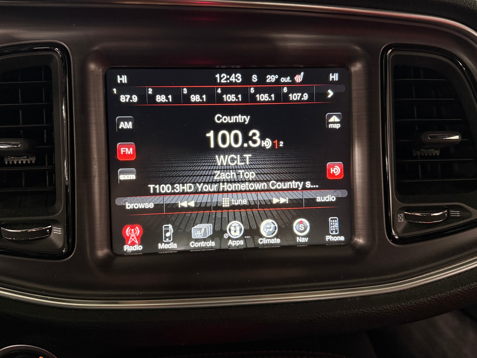 Thumbnail: 2016 Dodge Challenger - 2