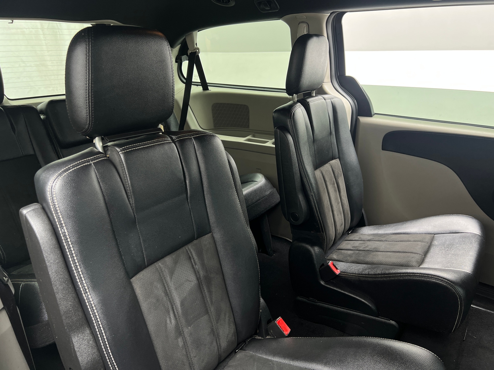 Thumbnail: 2019 Dodge Grand Caravan - 5