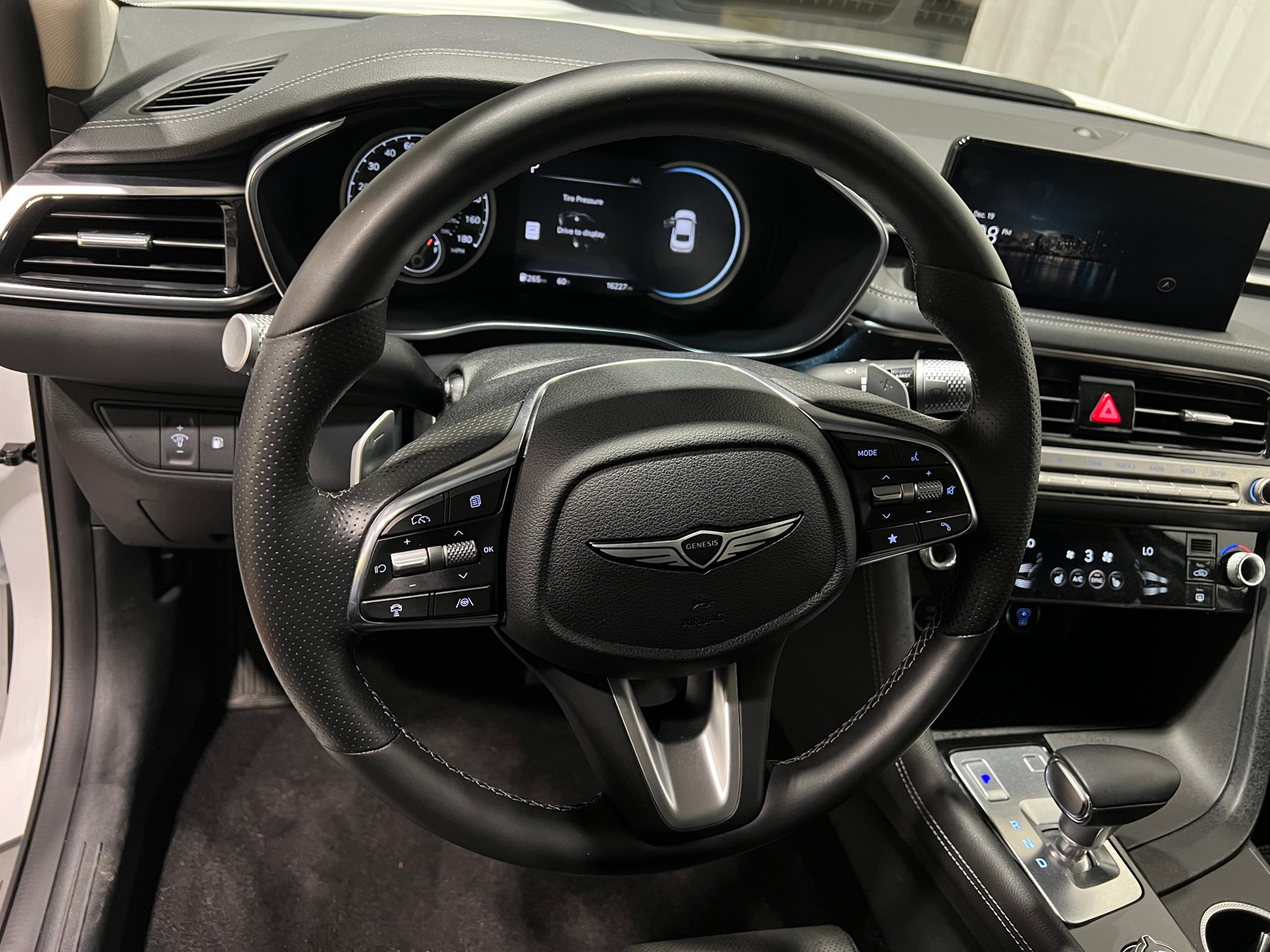 Thumbnail: 2025 Genesis G70 - 4