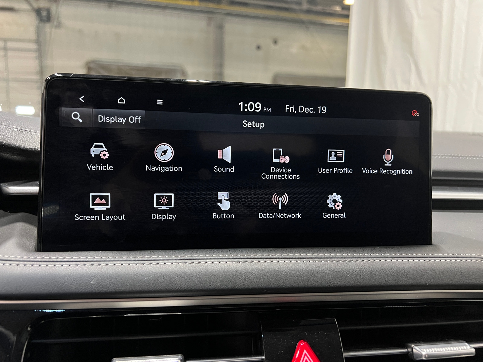 Thumbnail: 2025 Genesis G70 - 3