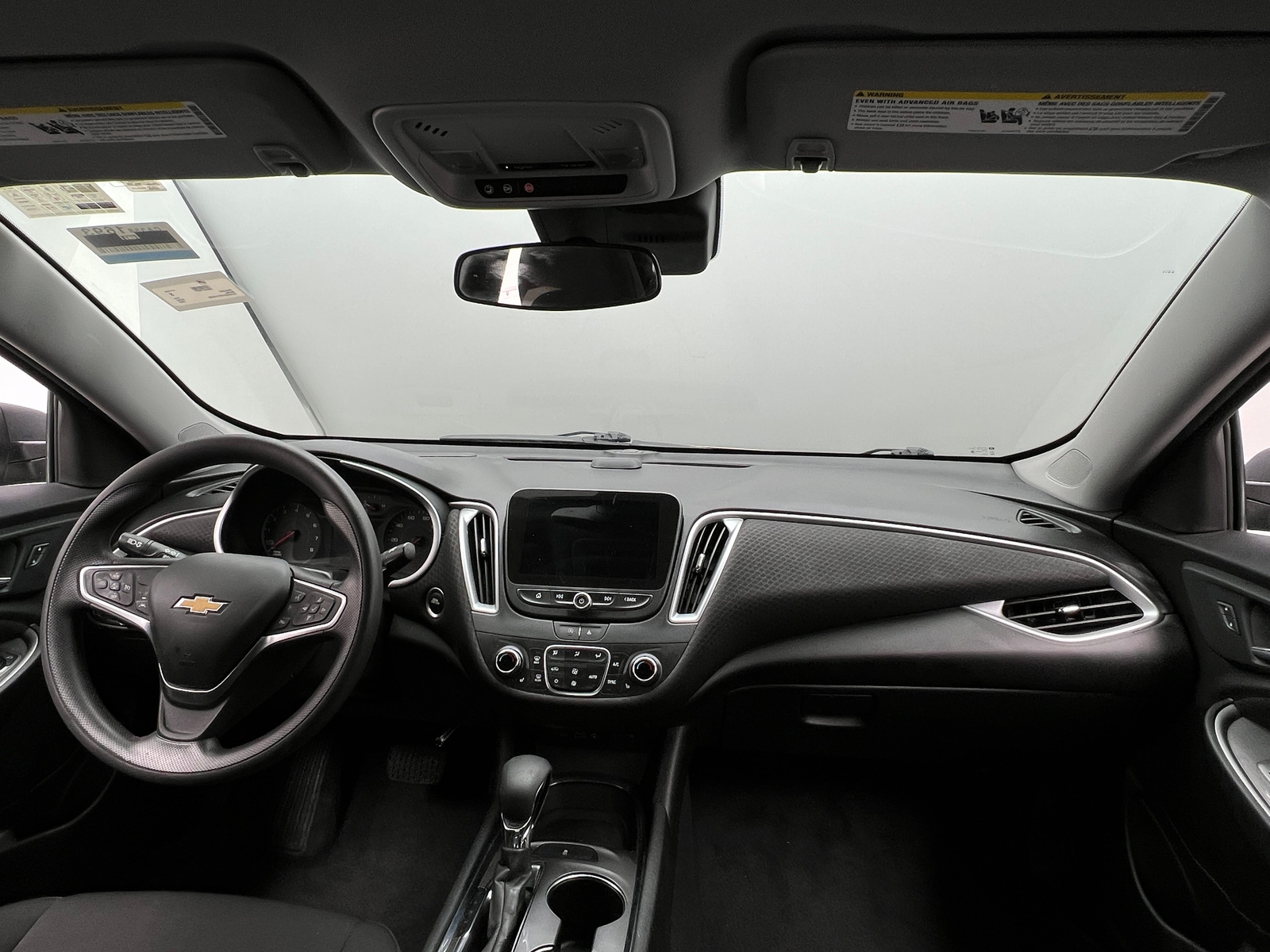 Thumbnail: 2023 Chevrolet Malibu - 3