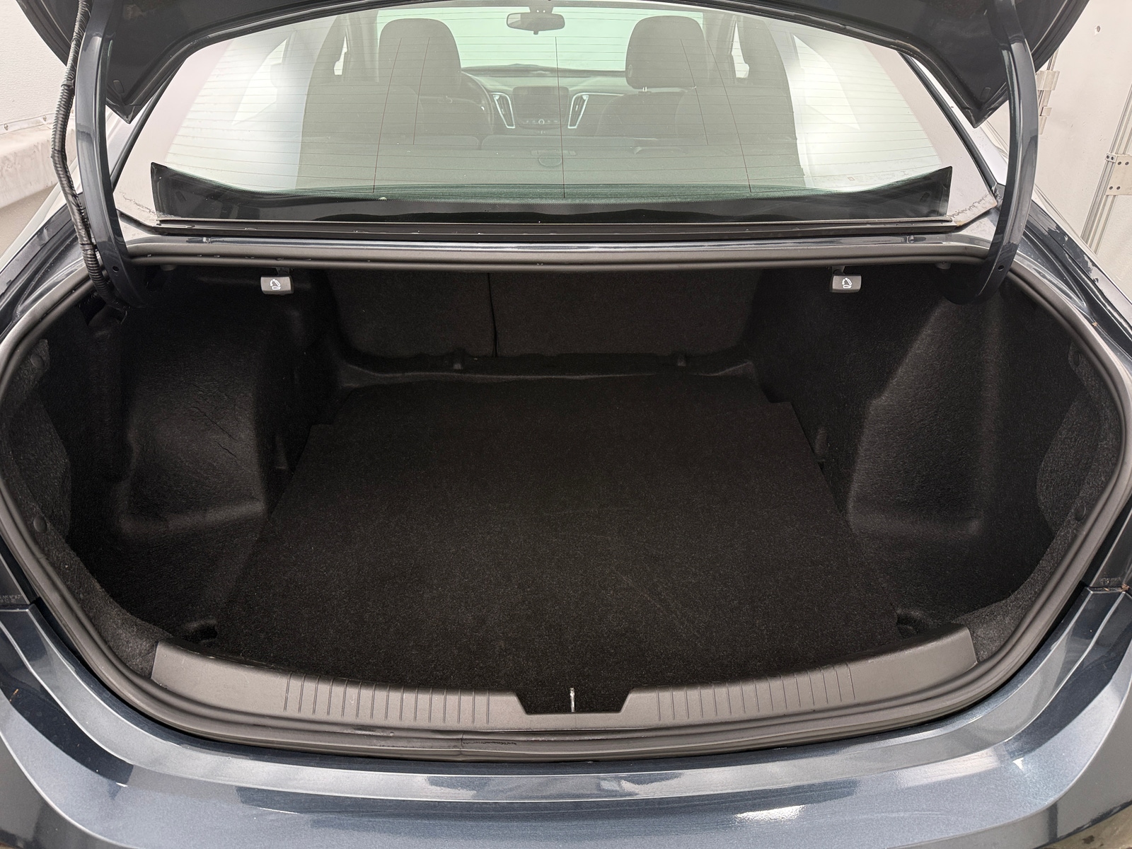 Thumbnail: 2021 Chevrolet Malibu - 7