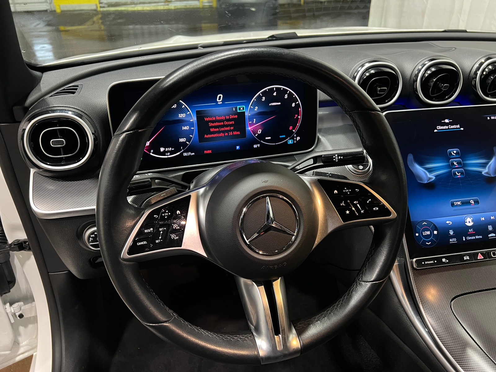 Thumbnail: 2024 Mercedes-Benz C-Class - 4