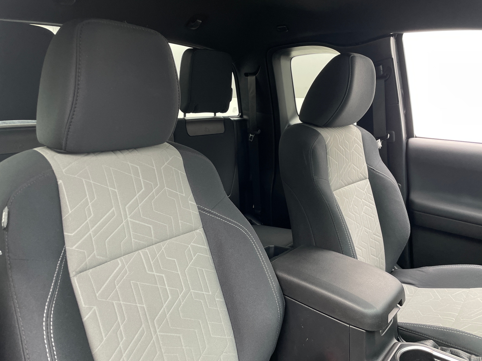 Thumbnail: 2022 Toyota Tacoma - 2