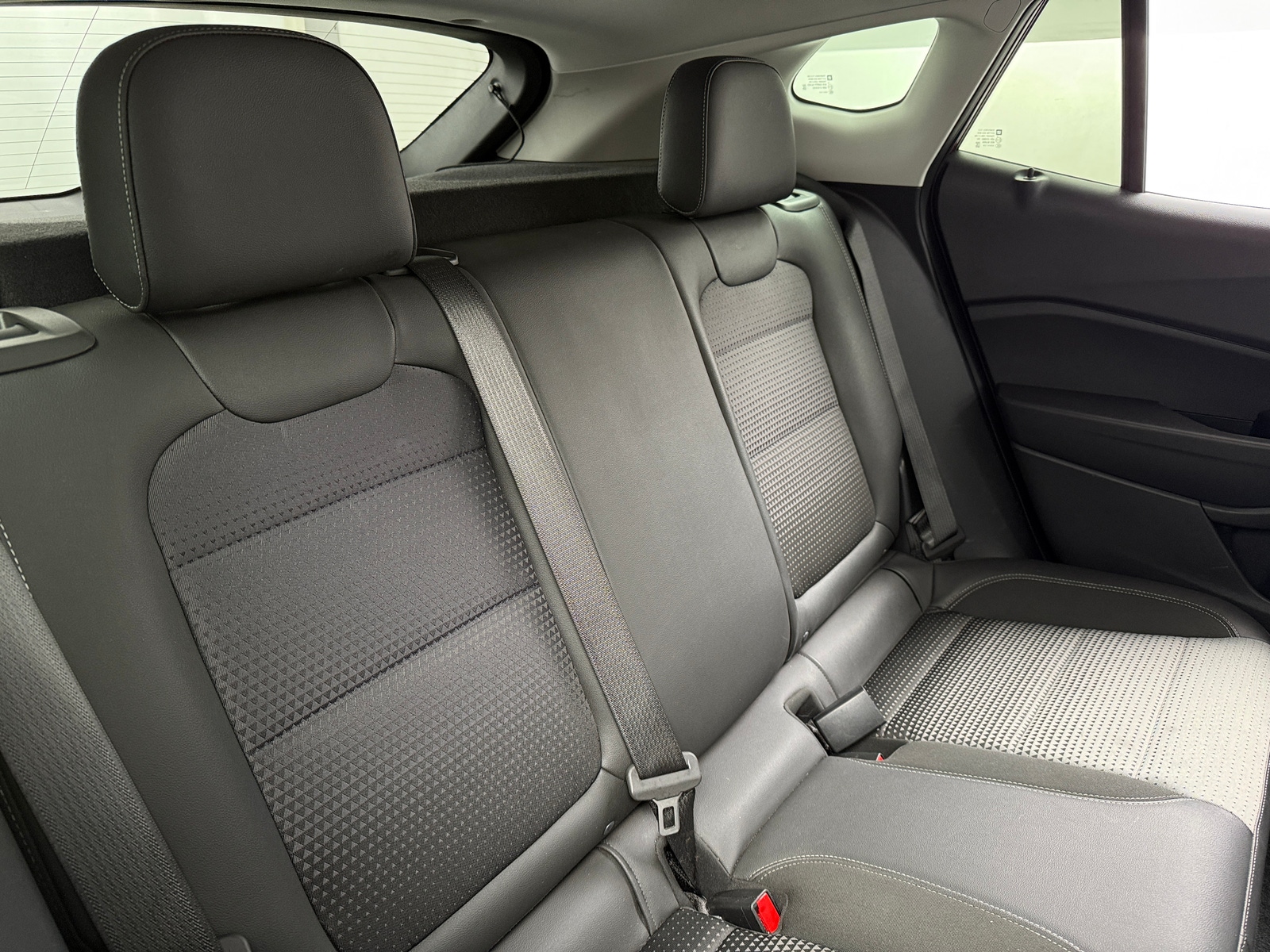 Thumbnail: 2025 Chevrolet Trax - 6