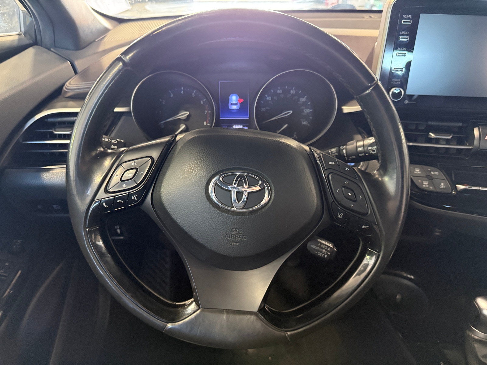 Thumbnail: 2019 Toyota C-HR - 4