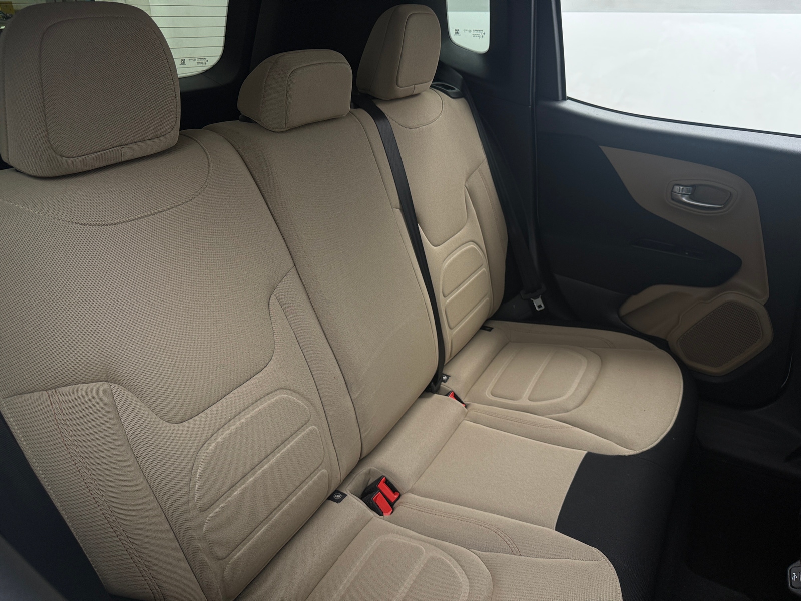 Thumbnail: 2019 Jeep Renegade - 6