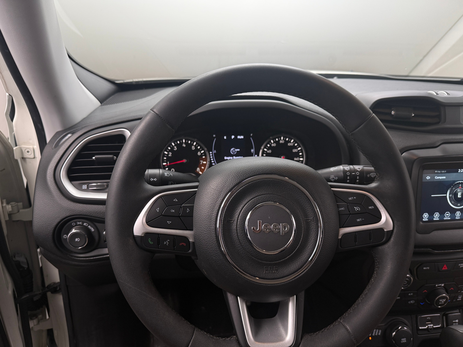 Thumbnail: 2019 Jeep Renegade - 5