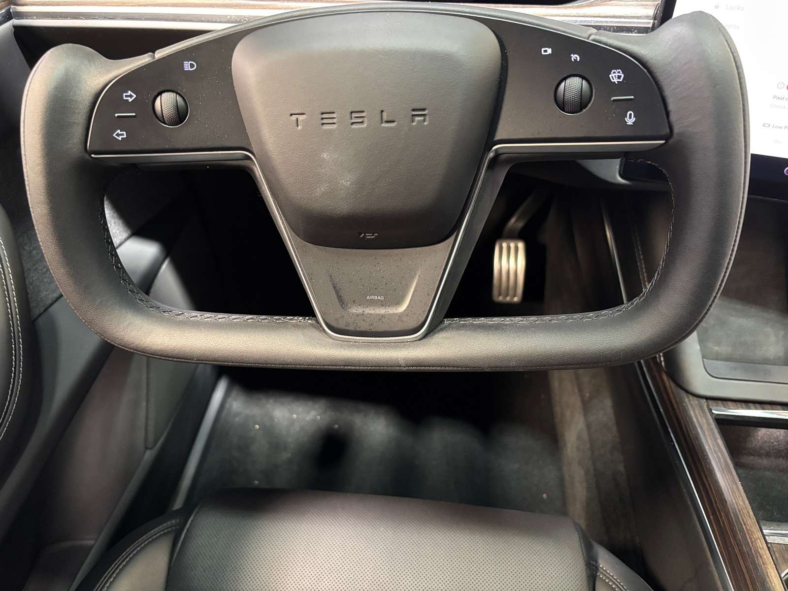 Thumbnail: 2023 Tesla Model X - 4