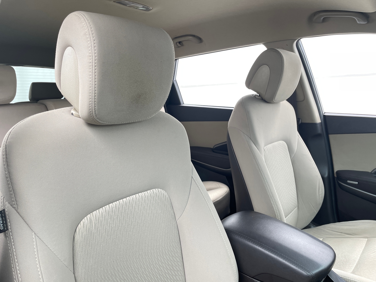 Thumbnail: 2017 Hyundai Santa Fe - 2