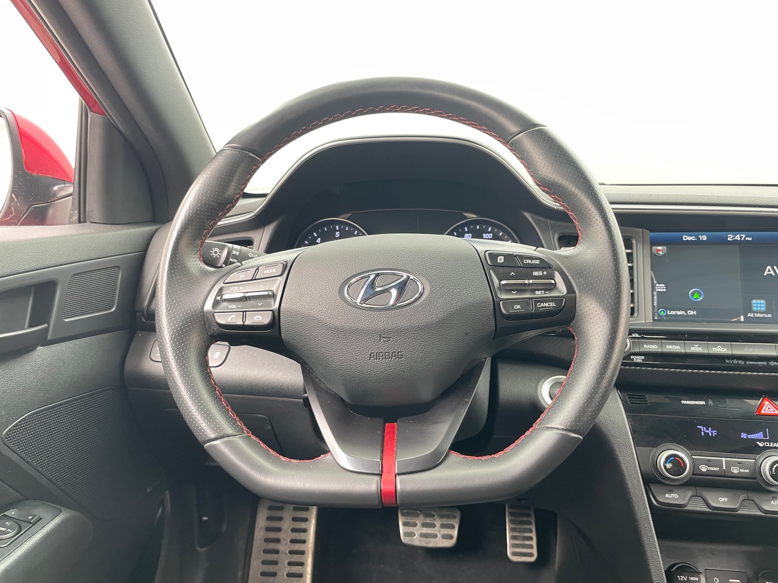 Thumbnail: 2020 Hyundai Elantra - 4