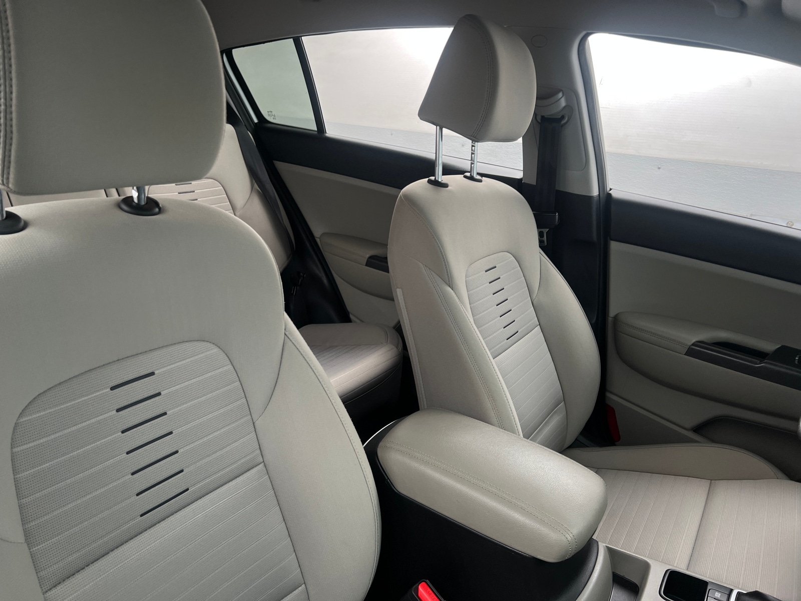 Thumbnail: 2020 Kia Sportage - 2