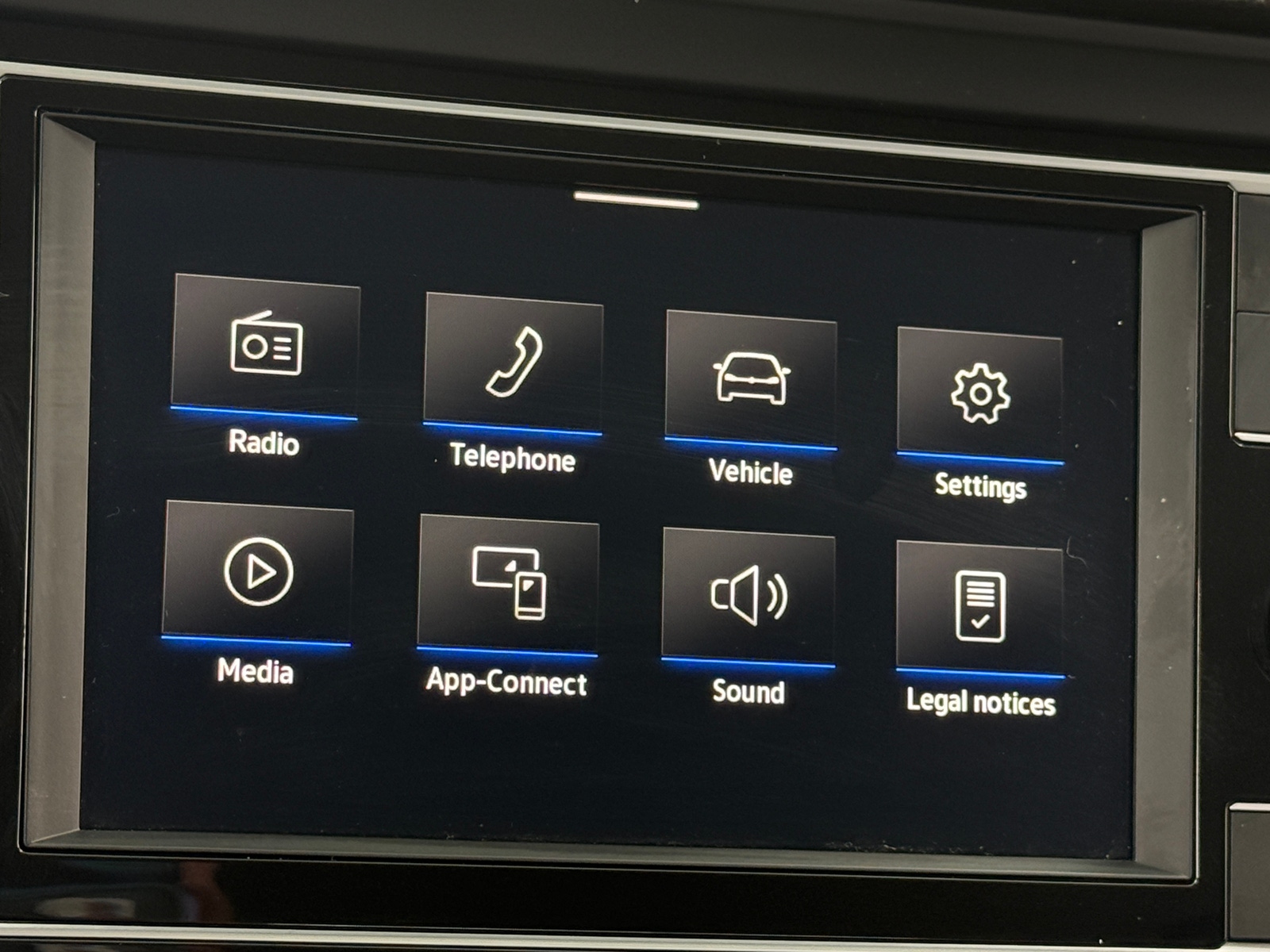 Thumbnail: 2020 Volkswagen Jetta - 4