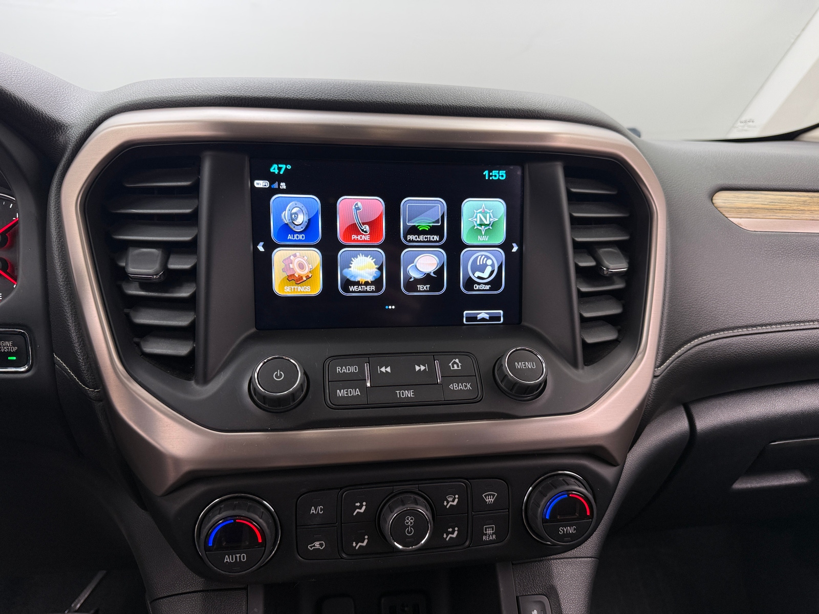 Thumbnail: 2019 GMC Acadia - 3