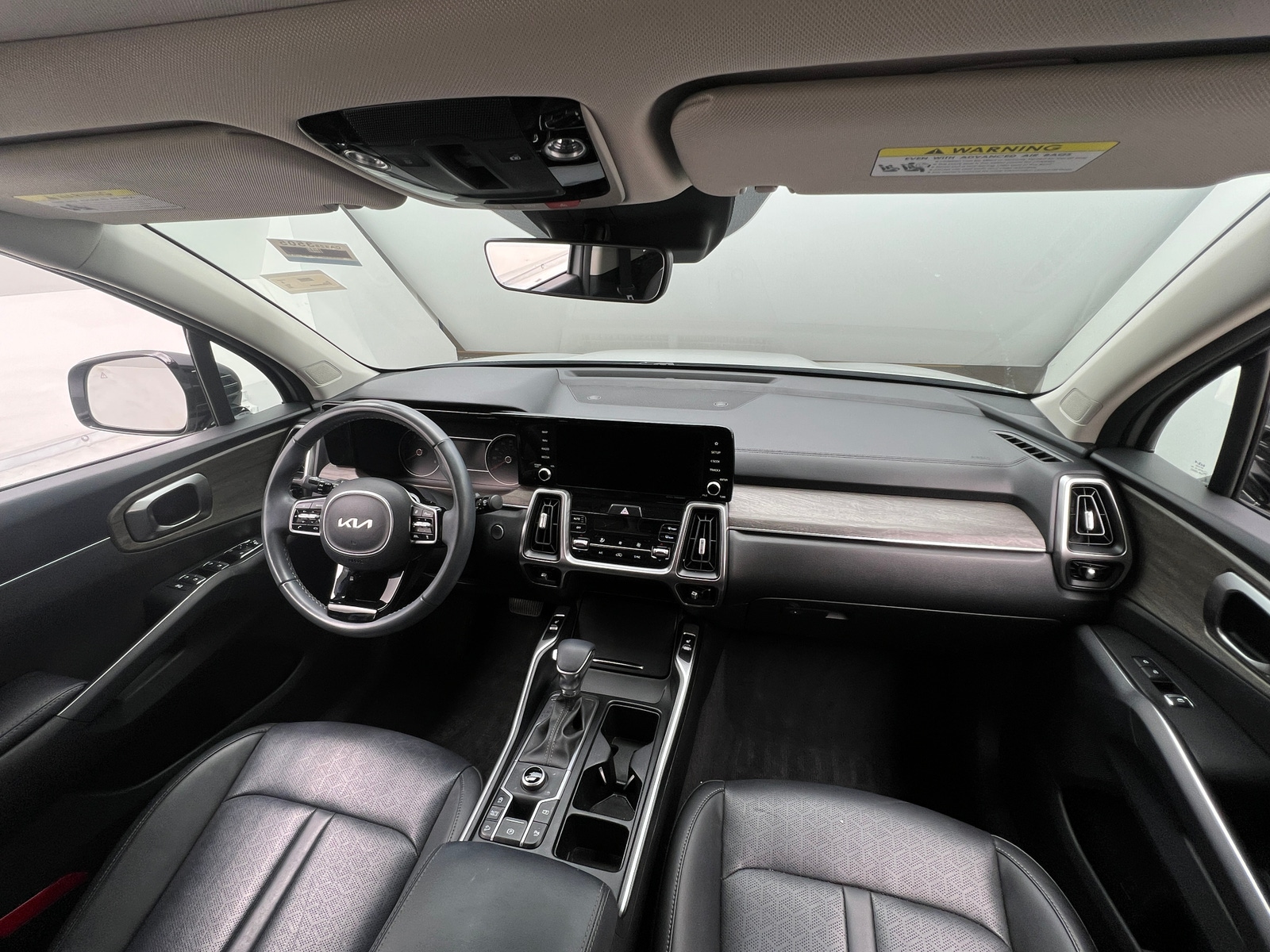 Thumbnail: 2023 Kia Sorento - 2