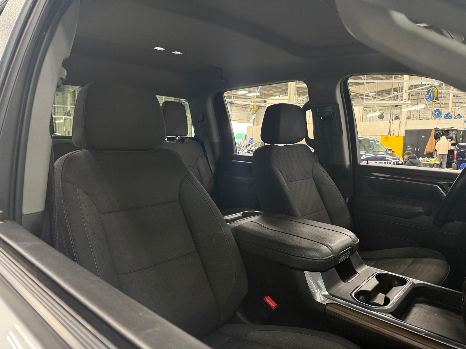 Thumbnail: 2025 Chevrolet Silverado 2500 - 2